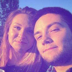 Meet your Posher, Mikhaela